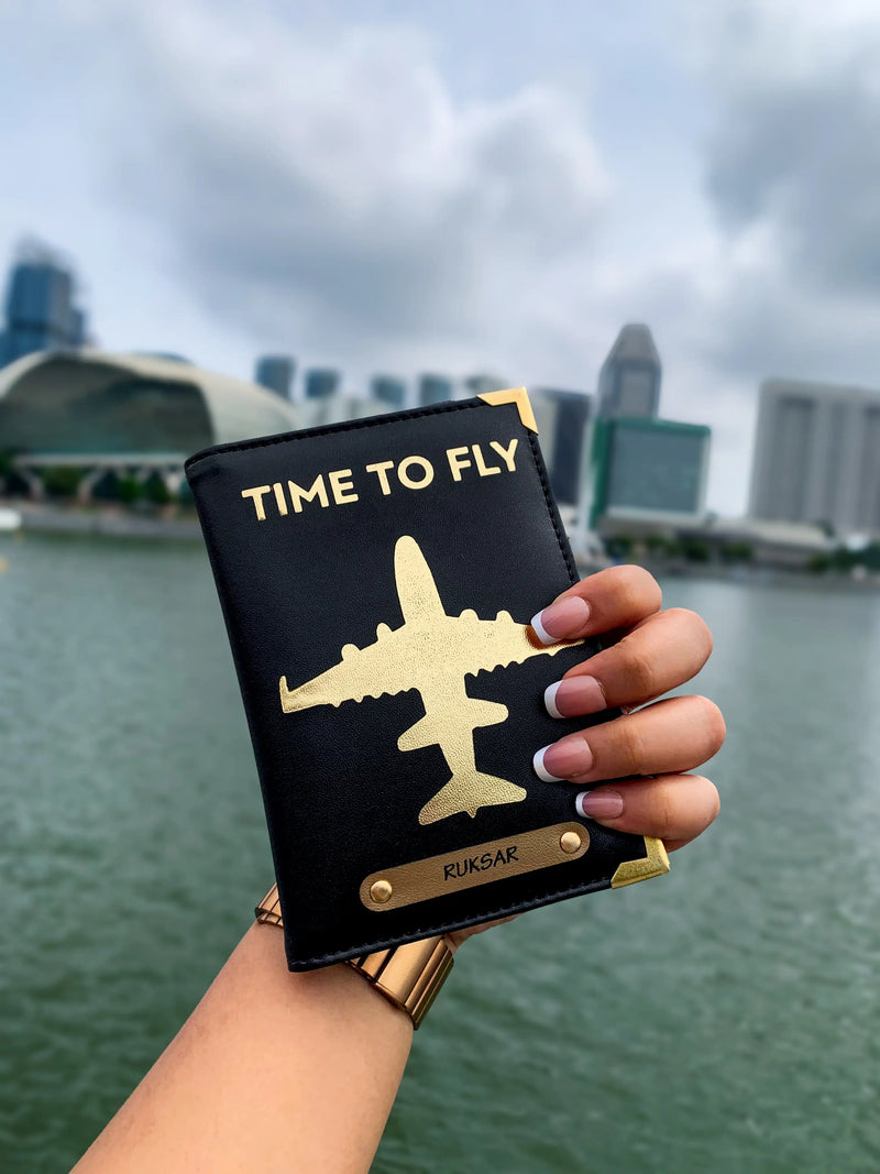 The Jetsetter Golden Passport Cover